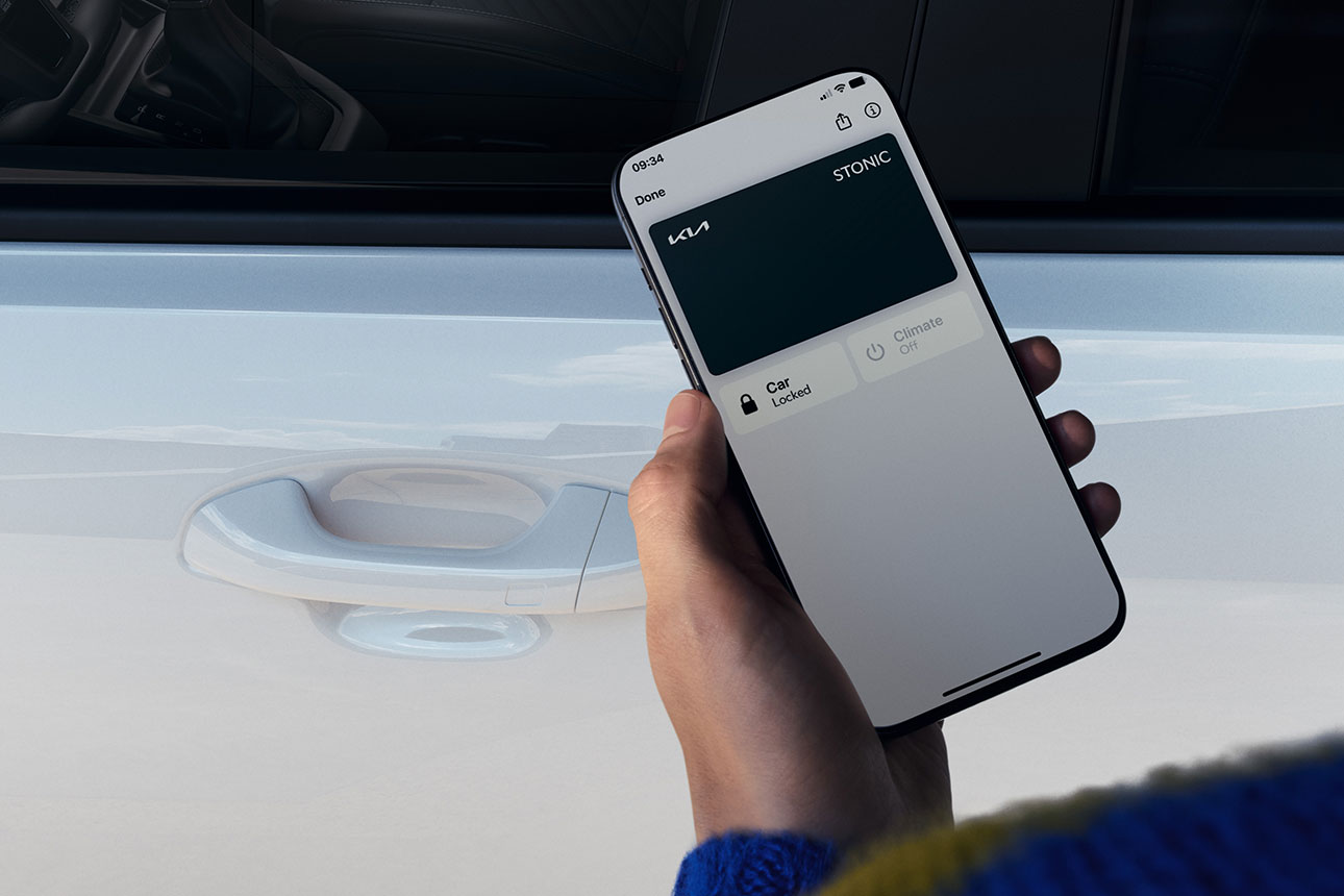 Steuere deinen Stonic – ganz bequem aus der Ferne.² ³